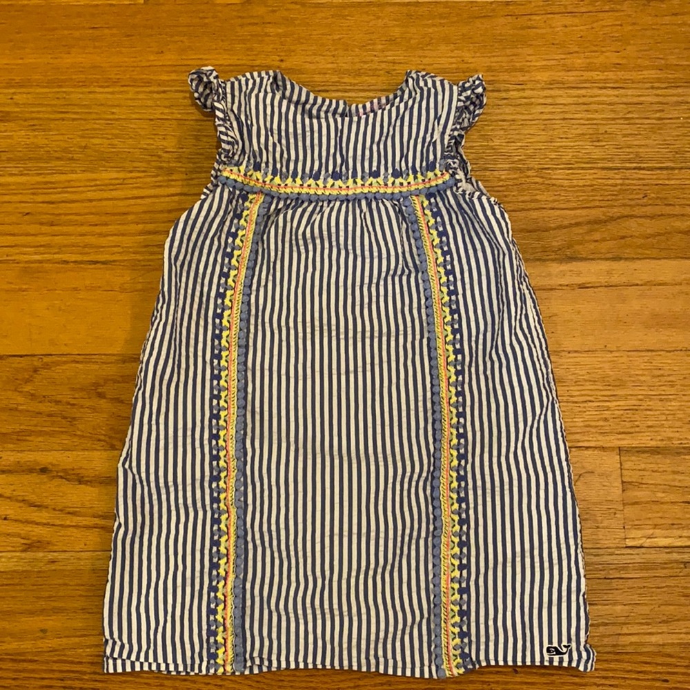 Vineyard Vines seer sucker dress